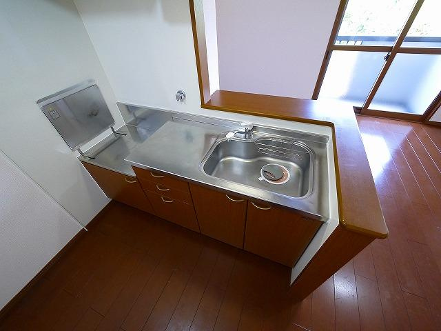 カルチェ青垣　Ｂ棟のキッチン|使いやすいキッチンです