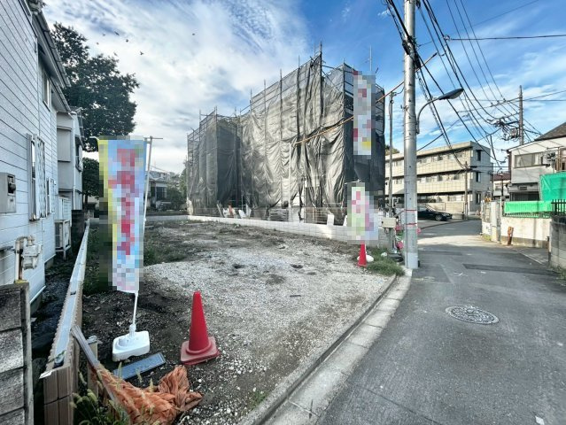 北区志茂4丁目　新築戸建　全2棟の前面道路含む現地写真|2026.09.14撮影

現地ご見学希望・資料請求などお気軽にお問い合わせ下さい！
03-5990-5201