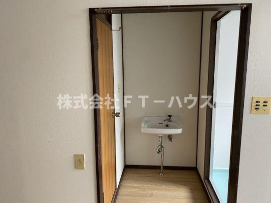 メゾンカンコーの洗面所