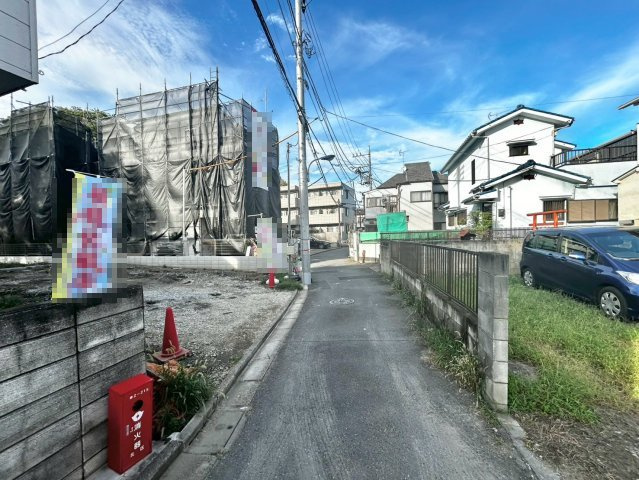 北区志茂4丁目　新築戸建　全2棟の前面道路含む現地写真|2026.09.14撮影

現地ご見学希望・資料請求などお気軽にお問い合わせ下さい！
03-5990-5201