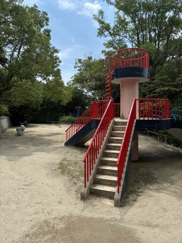 桃山台グリーンハイツの周辺|二ノ切池公園遊具