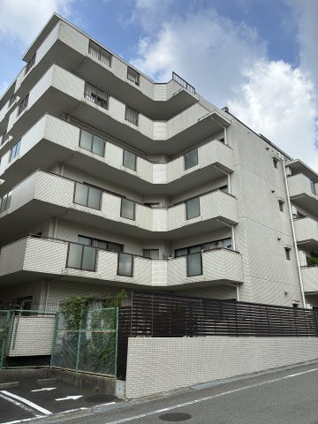 桃山台グリーンハイツの外観|落ち着きのある外観