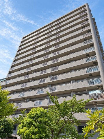 鶴見緑地アーバンコンフォートの外観|明るい外観です