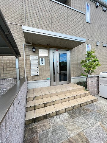 Brama甲東のエントランス