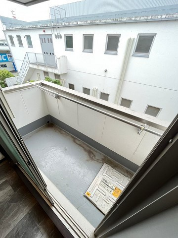 K's Court西宮北口のバルコニー