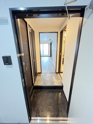 K's Court西宮北口の玄関