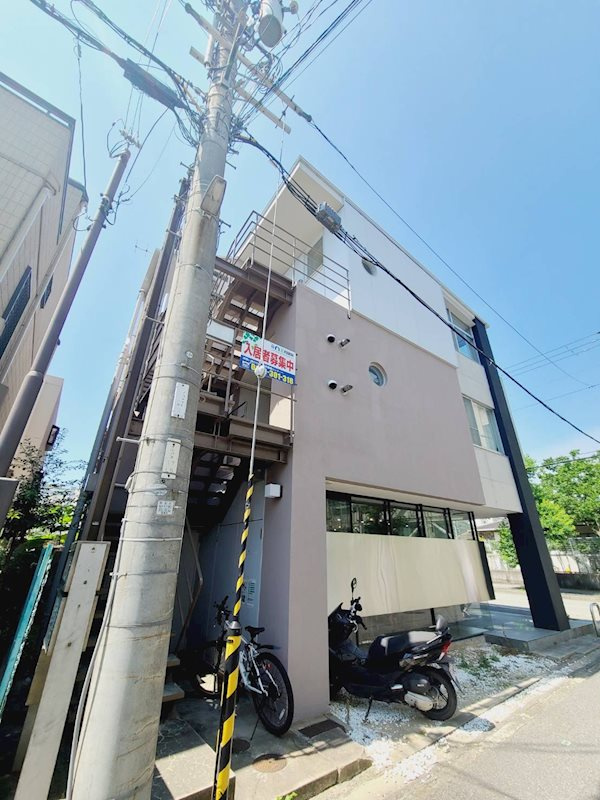 ルミエール苦楽園の外観