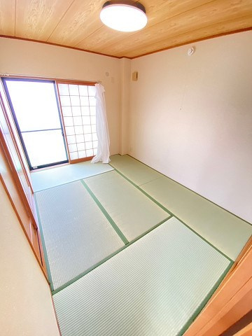 ローテローゼ久寿川の和室