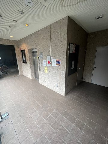 エステムコート大阪城南のロビー