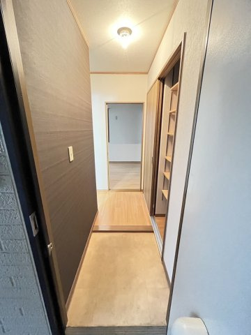 メイプルハイツⅡの玄関