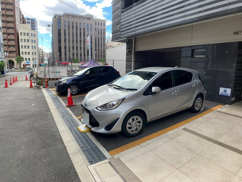 Hüttenwerke Osaka Nambaの駐車場