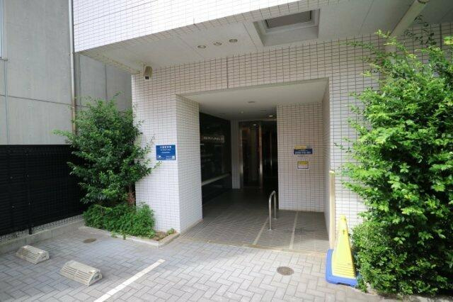 プライムアーバン学芸大学Ⅱのエントランス