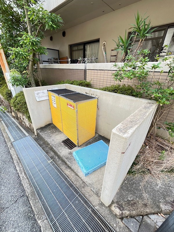 サンラヴィーヌ甲陽園の外観