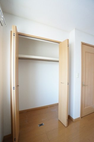 ソレイユルヴァン町裏の収納