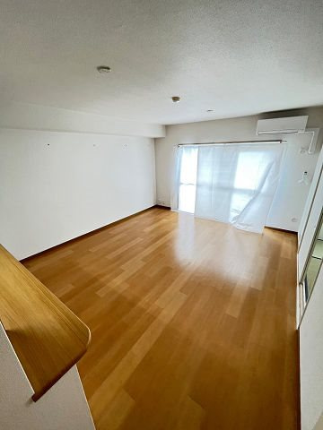 UＲルネシティ西宮津門　3号棟の居間・リビング
