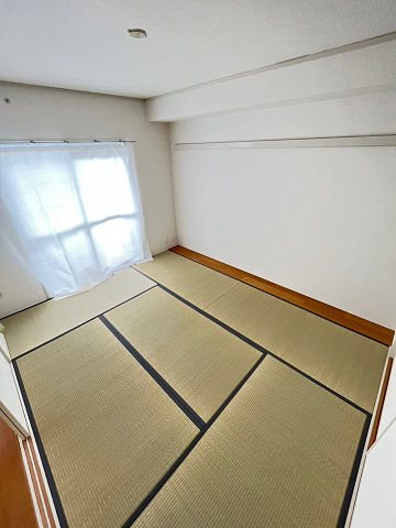 UＲルネシティ西宮津門　3号棟