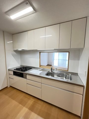 UＲルネシティ西宮津門　3号棟のキッチン