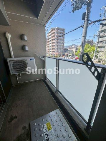 ジョイフル神戸摂津本山のバルコニー