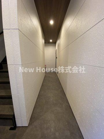 プラスドア目白台のロビー