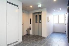 船橋市夏見３丁目の賃貸マンションのロビー