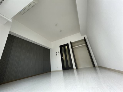 【寝室】 | リラシオ西明石駅前 | ※同建物別部屋の写真になります。