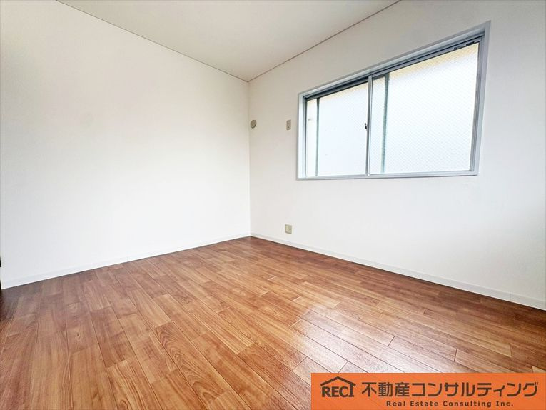 神戸市東灘区青木2丁目　テラスハウスの子供部屋
