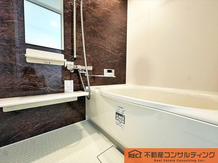 神戸市東灘区青木2丁目　テラスハウスの浴室|浴室乾燥機などの住宅設備充実しています！