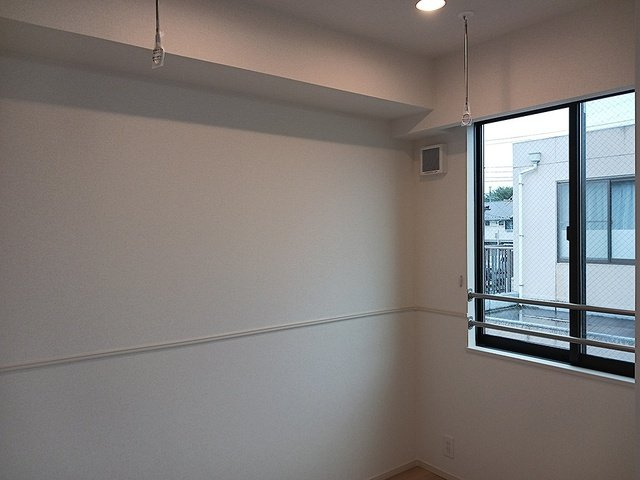 フィオーレ　エムの内装|明るい室内です