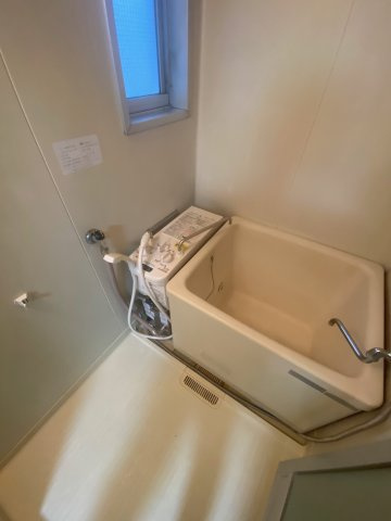 白樺コーポの浴室|お風呂で日々の疲れを落としましょう