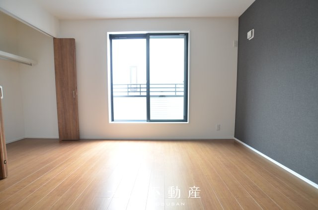 【洋室】 | 海老名市中新田4丁目 新築戸建て 全4棟【仲介手数料無料】 | 2階　洋室1（8.5帖）