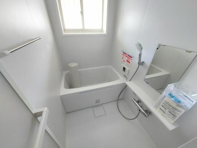 コーポフローレスの浴室