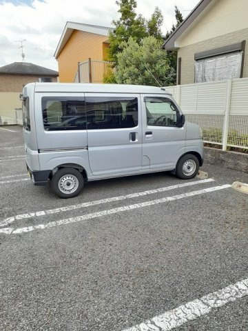 カーサ・ソレアードⅡの駐車場