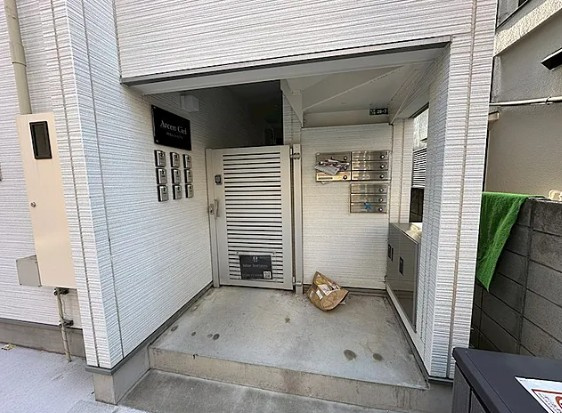 アルカンシエル北千住のエントランス