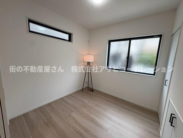 垂水区歌敷山3丁目　新築戸建て　１棟限定の洋室|個人の部屋や寝室として使える洋室です