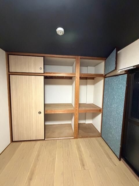 浜谷マンションの収納