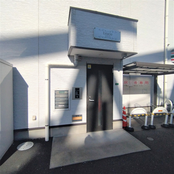 エスタシオのエントランス