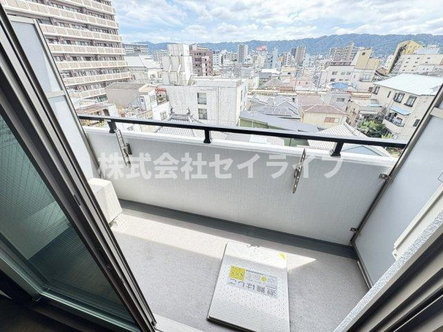 ヒルズ八尾本町のバルコニー