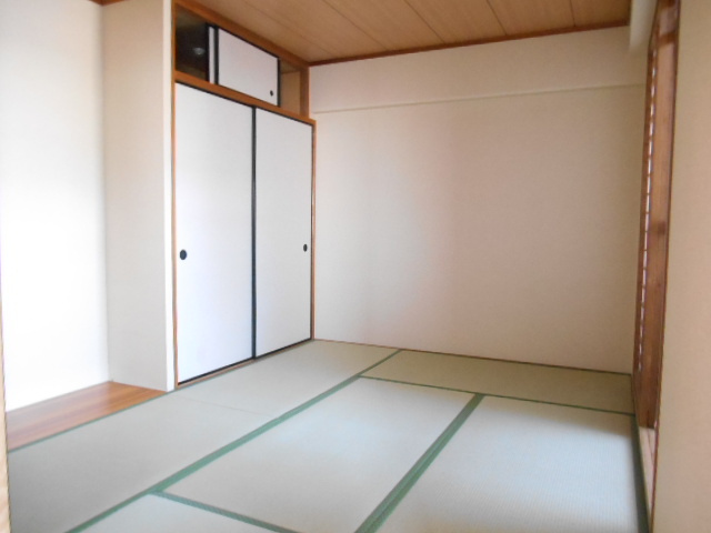 ユンヌホワイエの内装