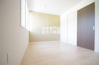 【寝室】 | リバーサイドカネヤマ | 落ち着いた色調のお部屋