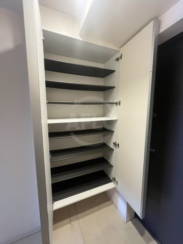アヤコートの内装|シューズボックス