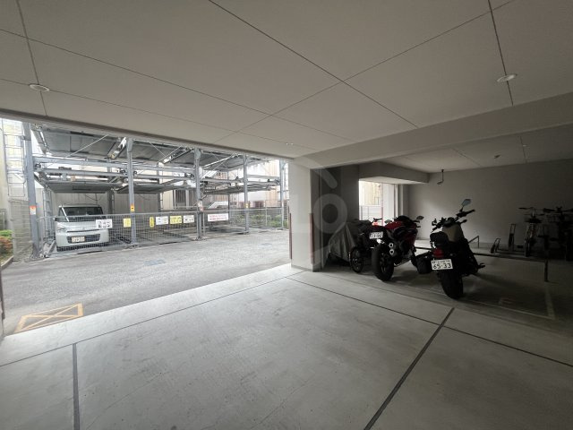 アヤコートのその他共用部分|バイク置き場