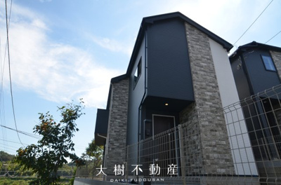 【外観】 | 海老名市国分北3丁目 新築戸建て 全2棟【仲介手数料無料】 | 建物完成しました！！内見可能です♪