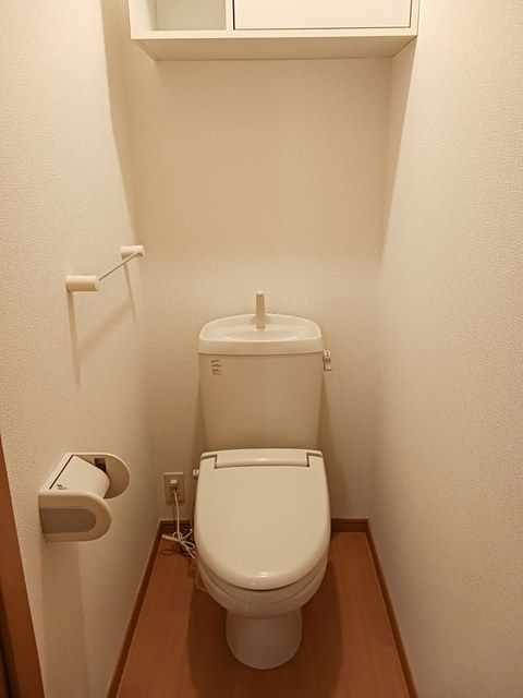 榛の木のトイレ
