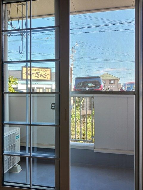 榛の木のバルコニー