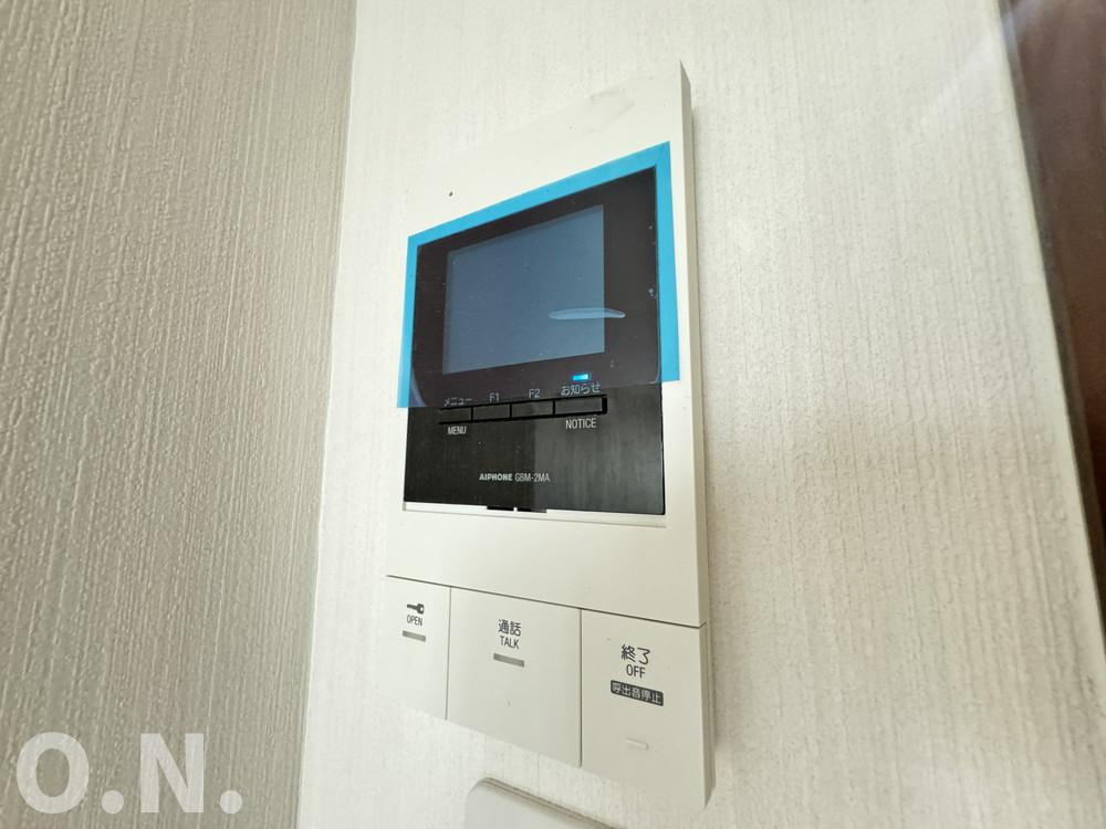 ヒルズ八尾本町の外観