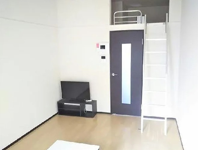 レオネクストネオエスト花園の内装