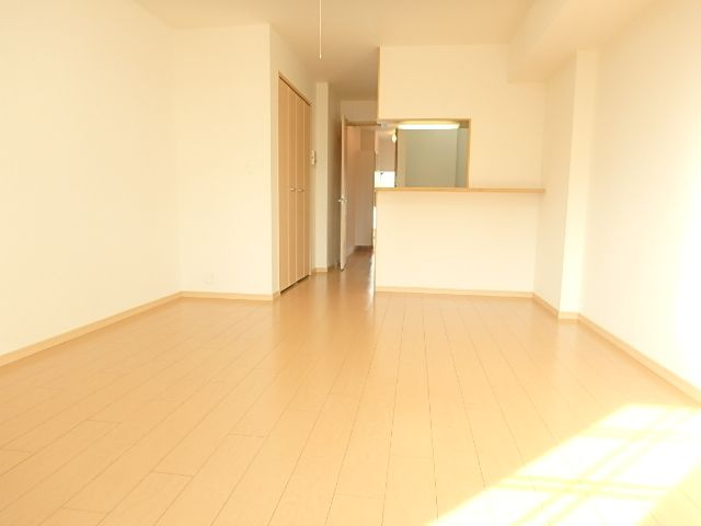 ブライトメゾンの居間・リビング