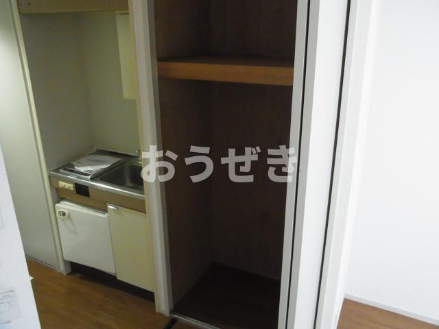 メイツ伊勢佐木長者町の収納