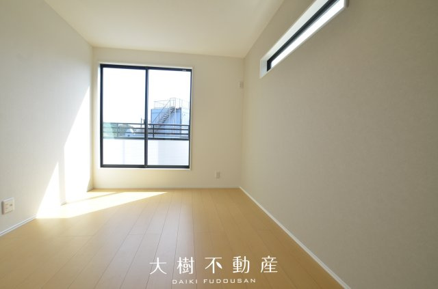 【洋室】 | 海老名市国分北3丁目 新築戸建て 全2棟【仲介手数料無料】 | 2階　洋室1（6.7帖）