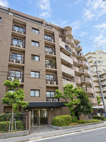 グランドメゾン神戸本山の外観|西側より外観
